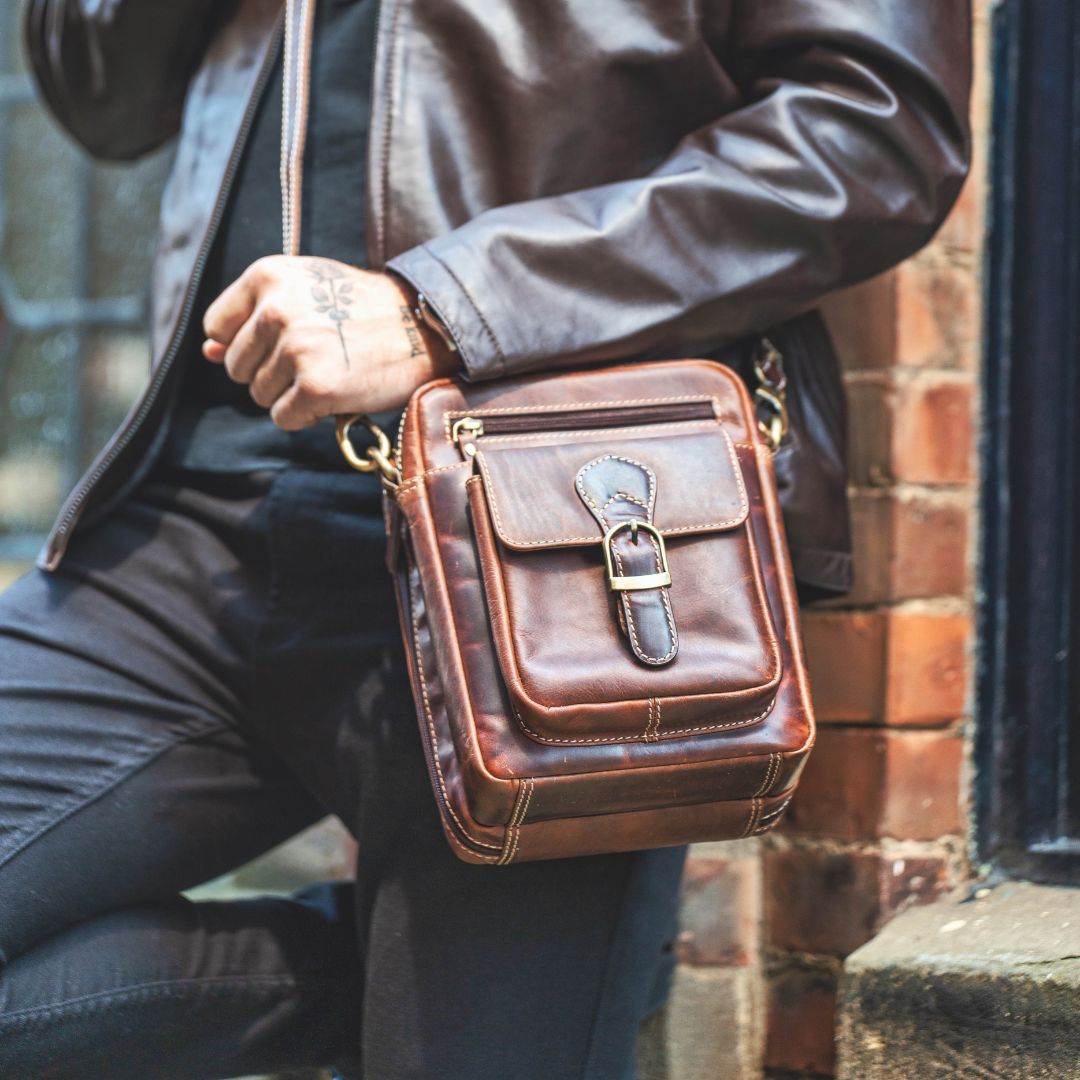 Leather Crossbody Messenger Bag Brown