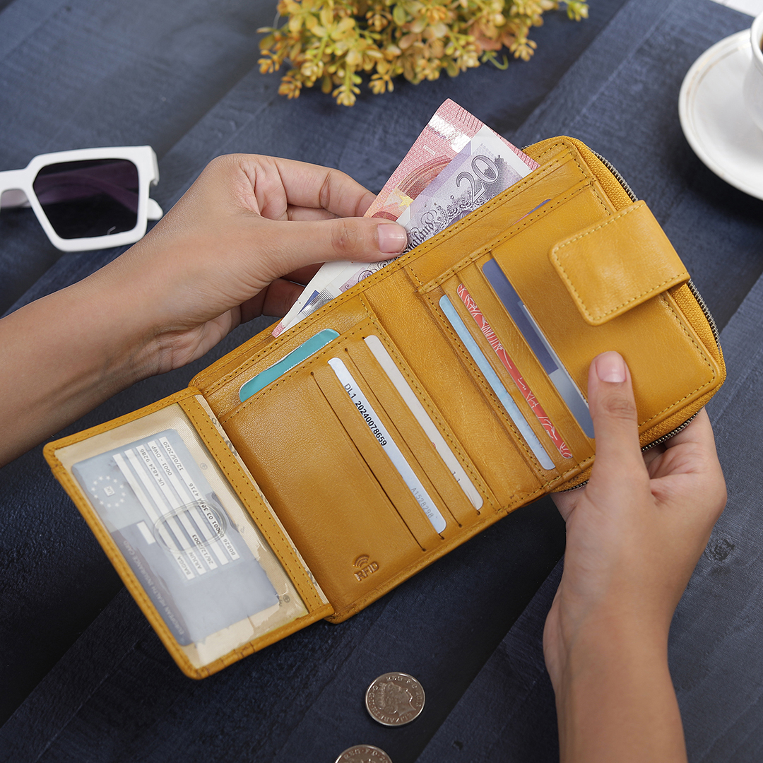 Yellow Medium Zip Around Tri Fold Purse 21952-2