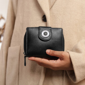 Black Zip Purse Flavia 22211 - 5 Black leather purse