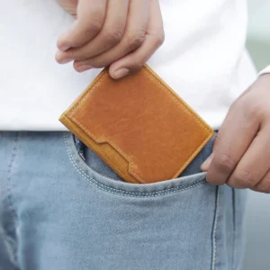 Leather Credit Cardholder - Diego Alperto Tan 01