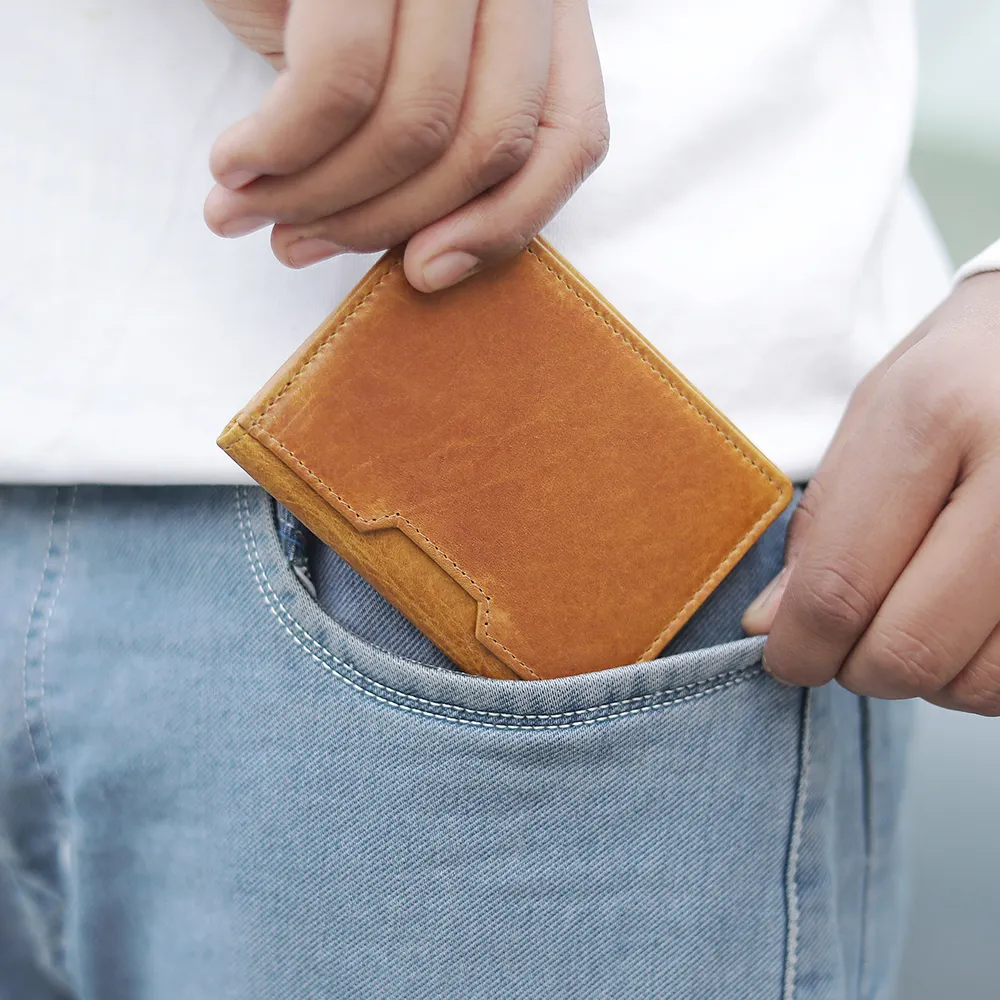 Leather Credit Cardholder - Diego Alperto Tan 01