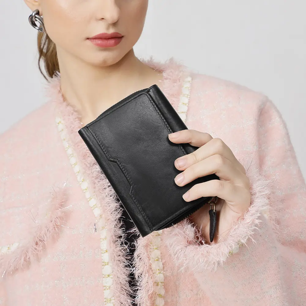 Black leather purse for women