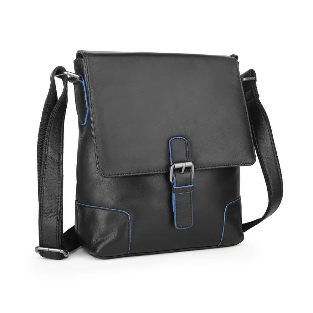Black-Waxy-Leather-Buckle-Messenger-Bag-Chester-3314-2.jpg